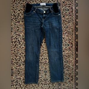 GAP maternity jeans size 27/4 with inset panel, like new